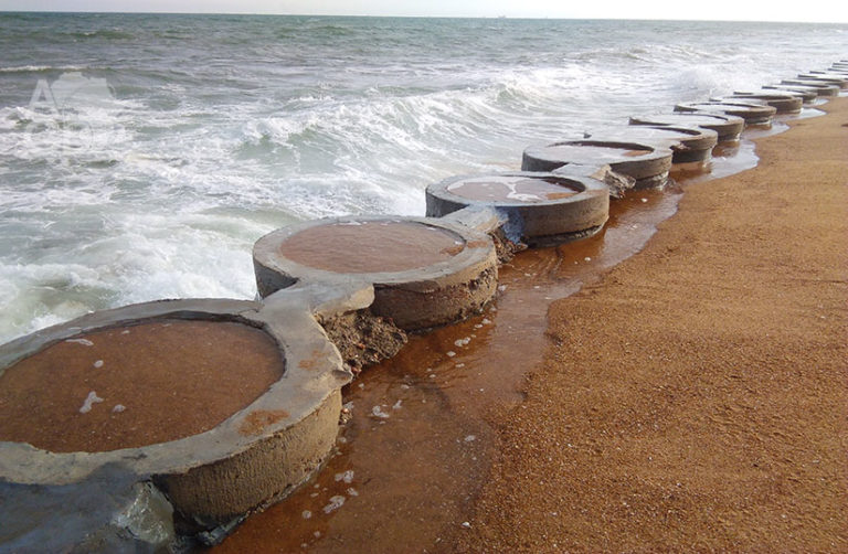 Environnement : Le WACA ResIP implique les OSC dans la lutte contre l’érosion côtière