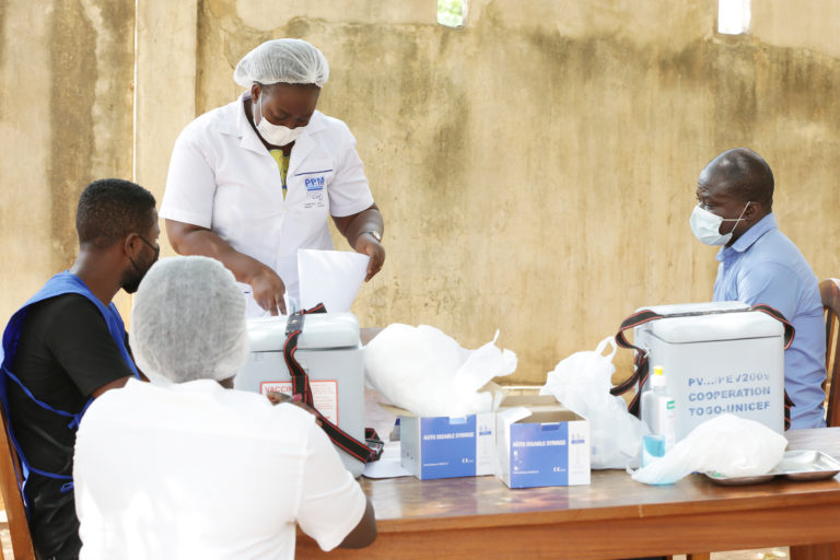 Togo : La campagne de vaccination contre le covid tourne au ralenti